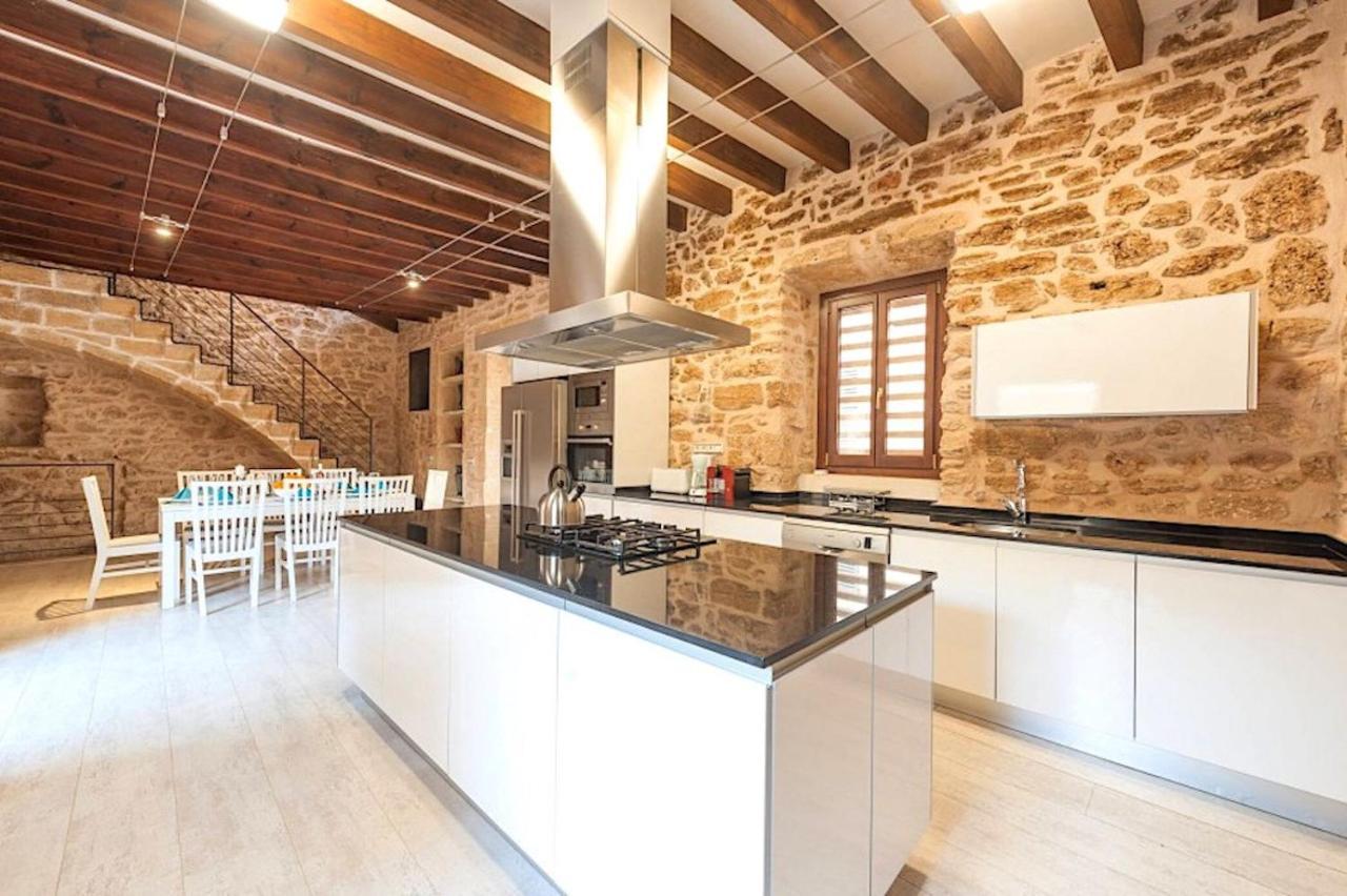 Villa Casa Sa Pedra, En El Centro Historico De Alcudia Extérieur photo