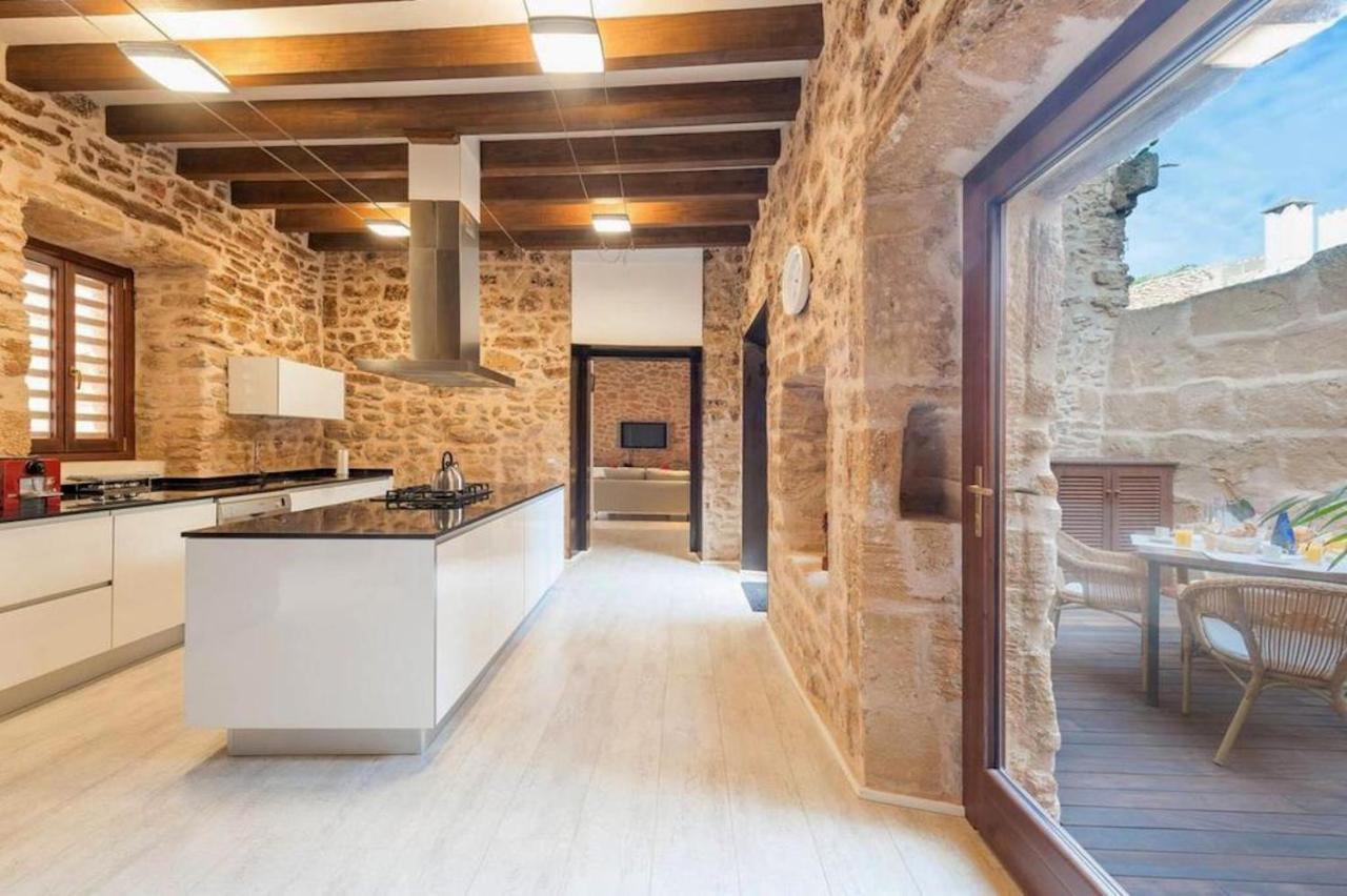 Villa Casa Sa Pedra, En El Centro Historico De Alcudia Extérieur photo